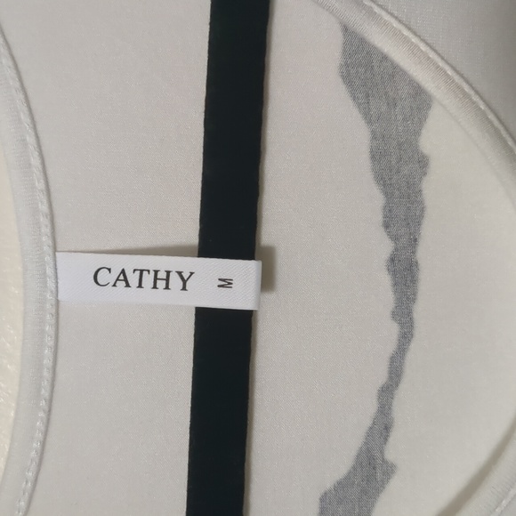 Flowy Tank Top Blouse - Picture 3 of 5